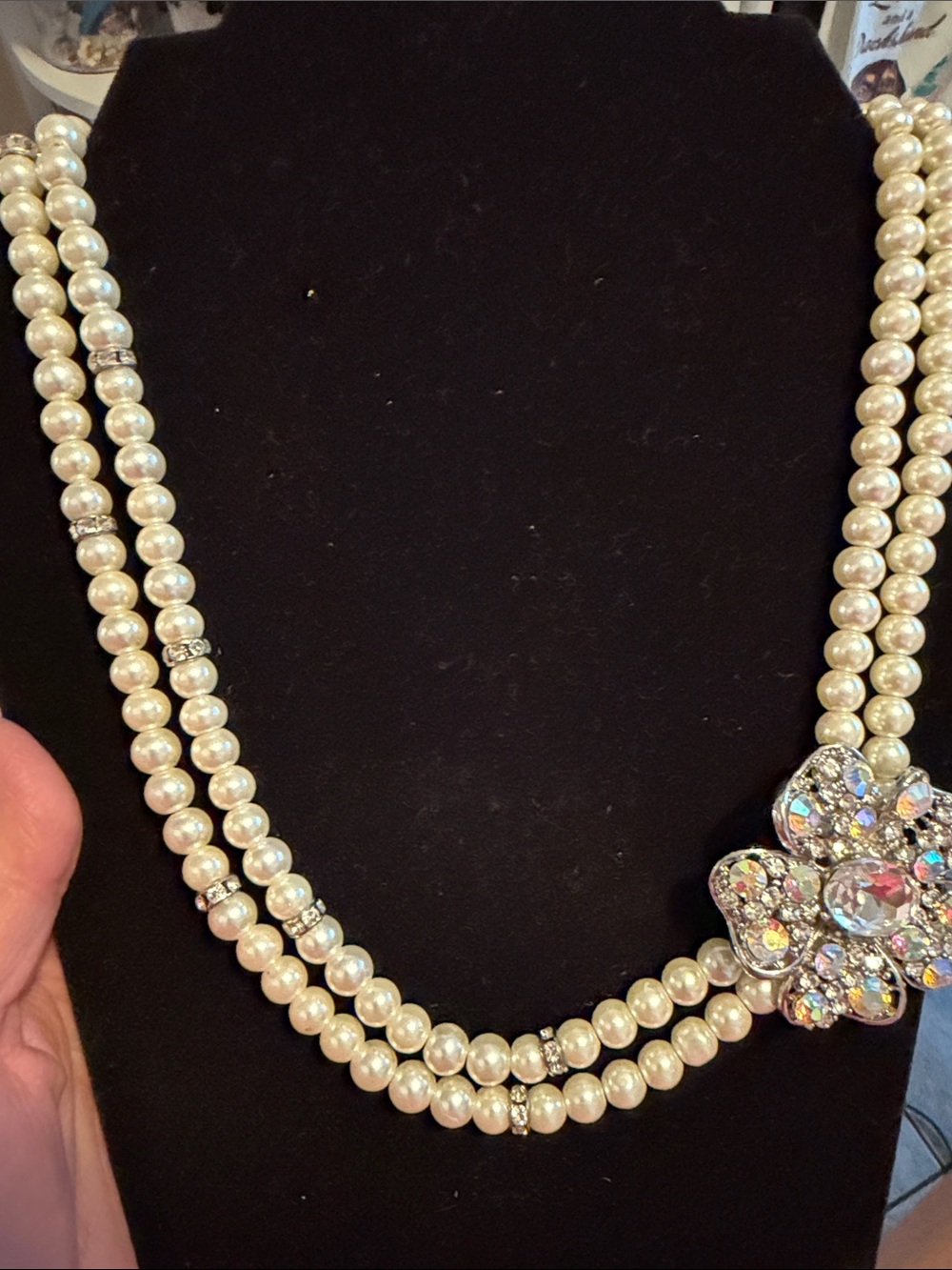 Vintage Pearl 2strand Necklace wCrystal Flower accent brooch w 29” extender